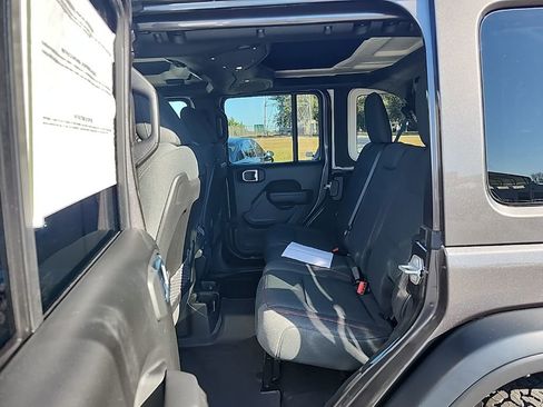 New 2026 Jeep Wrangler Unlimited Rubicon image 17