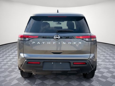 Used 2025 Nissan Pathfinder S FWD image 11