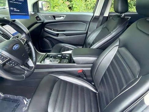 Used 2020 Ford Edge SEL w/ Class II Trailer Tow Package AWD/4WD image 6