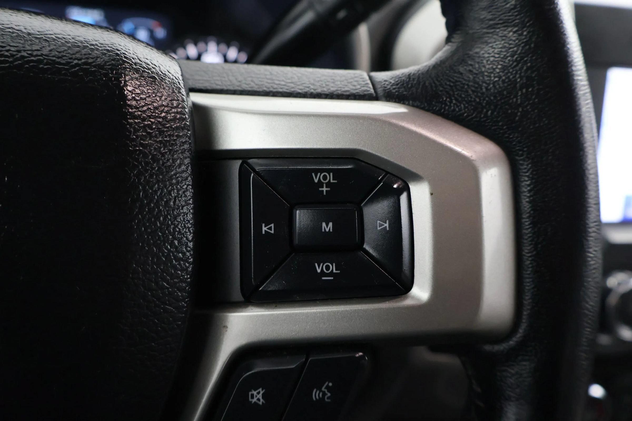 Used 2019 Ford F150 4x4 SuperCab image 18