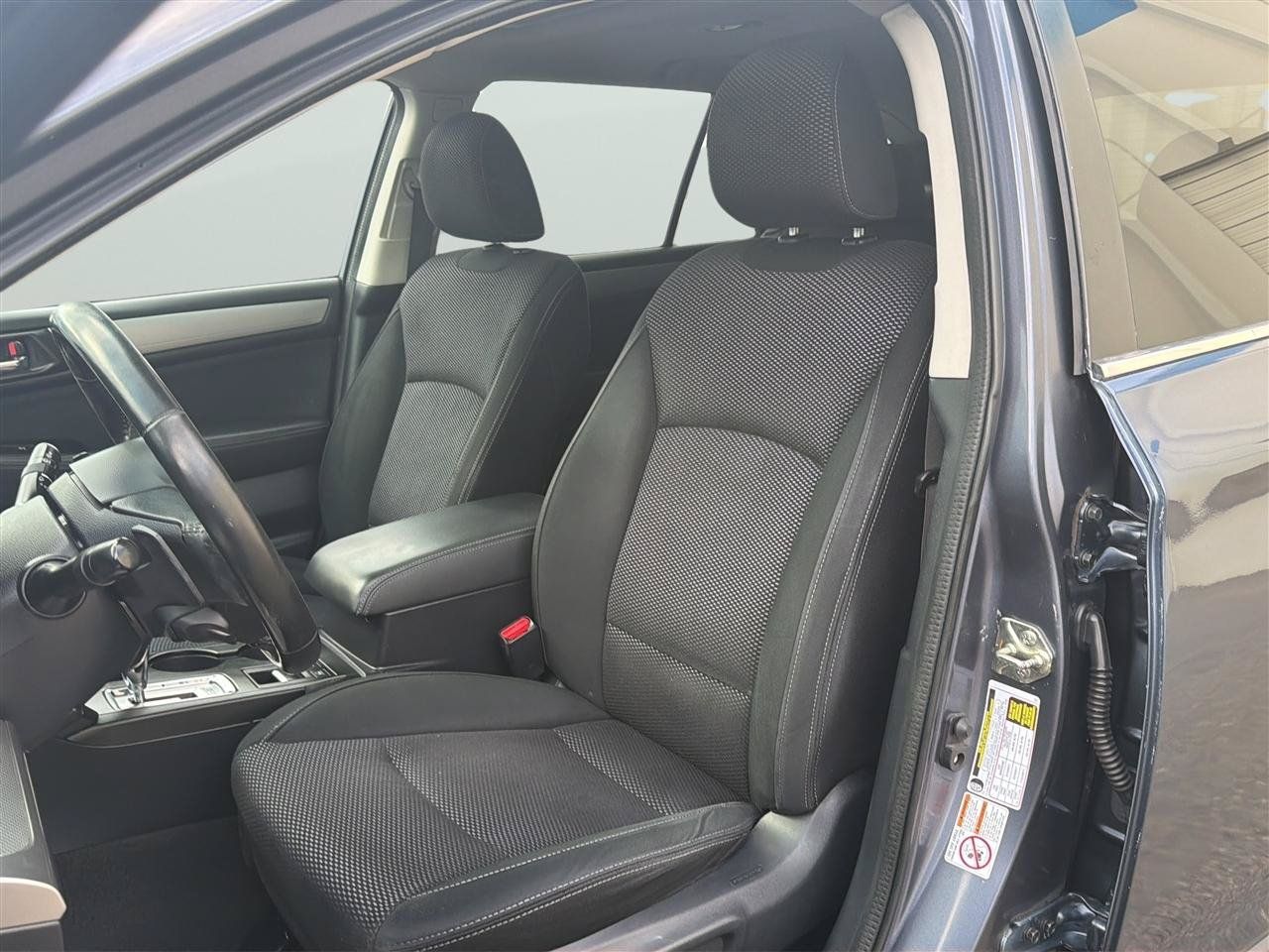 Used 2016 Subaru Outback 2.5i Premium AWD/4WD image 12