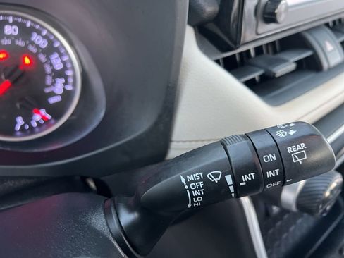 Used 2019 Toyota RAV4 XLE image 34