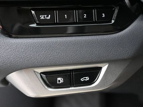 Used 2023 Lexus RX 350 Premium w/ Cold Area Package AWD/4WD image 5