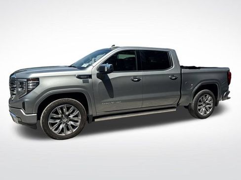 Used 2024 GMC Sierra 1500 Denali AWD/4WD image 3
