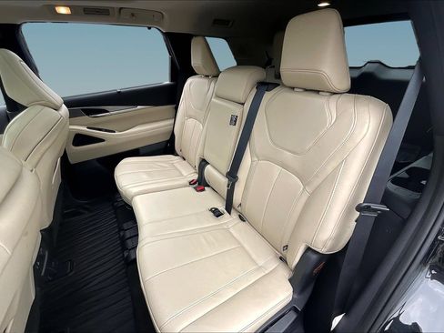 Certified 2024 INFINITI QX60 Luxe w/ Cargo Package AWD/4WD image 21
