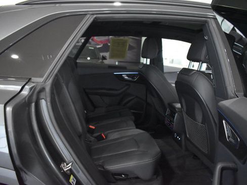 Used 2020 Audi Q8 Premium Plus AWD/4WD image 26