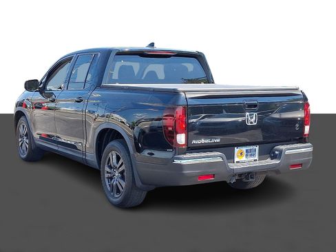 Certified 2017 Honda Ridgeline Sport image 4