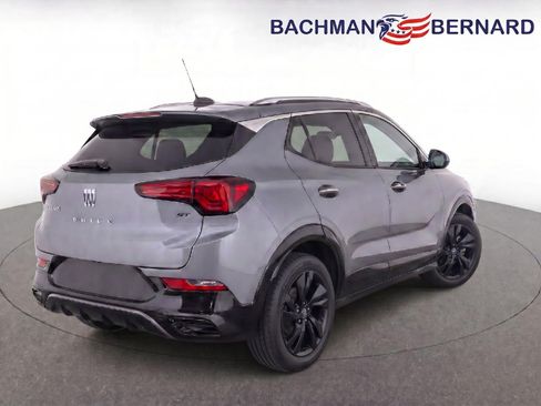 Used 2024 Buick Encore GX Sport Touring FWD image 7