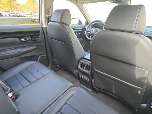 Used 2023 Honda CR-V EX-L image 11