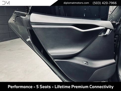Used 2013 Tesla Model S Performance RWD image 18