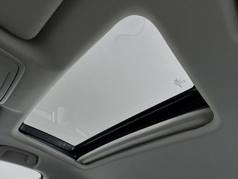 Certified 2023 Honda Accord EX image 21