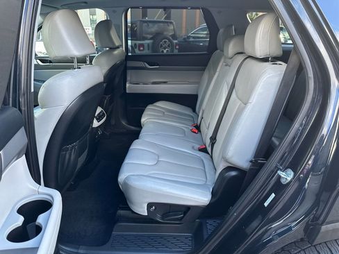 Used 2022 Hyundai Palisade SEL w/ 8P Bench Seat Package image 17