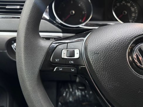 Used 2015 Volkswagen Jetta TDI S FWD image 13