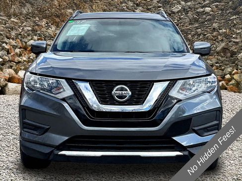 Used 2018 Nissan Rogue SV AWD/4WD image 3