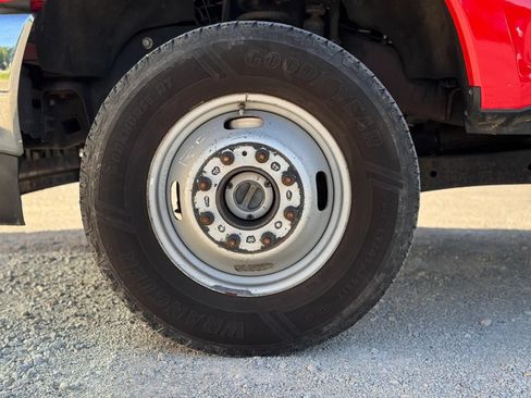 Used 2017 Ford F350 XL w/ Power Equipment Group AWD/4WD image 10