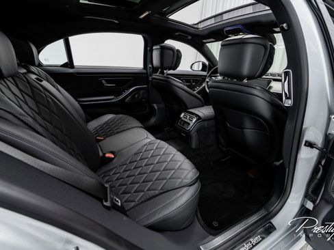 Used 2025 Mercedes-Benz S 580 4MATIC Sedan image 50