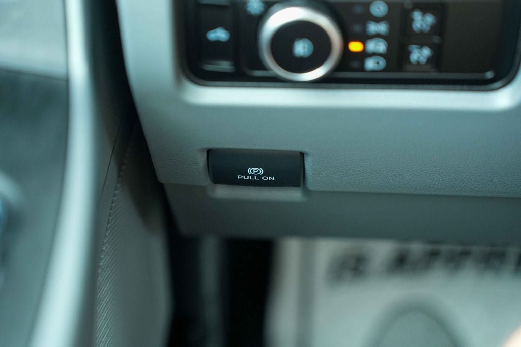 Used 2026 Ford F250 XLT AWD/4WD image 21