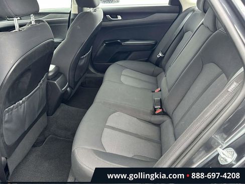 Used 2021 Kia K5 LXS image 9