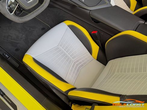 Used 2022 Chevrolet Corvette Stingray Premium Conv image 21