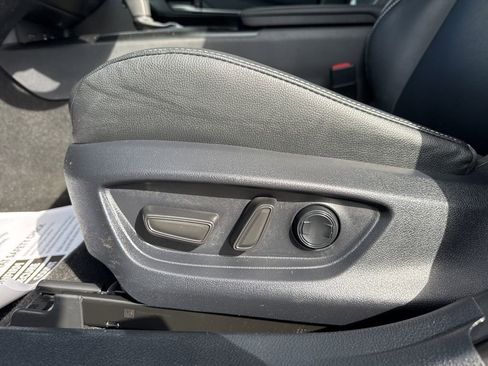 Certified 2025 Toyota Camry SE image 28