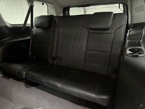 Used 2019 Chevrolet Suburban LT AWD/4WD image 31