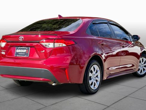 Used 2022 Toyota Corolla LE image 13