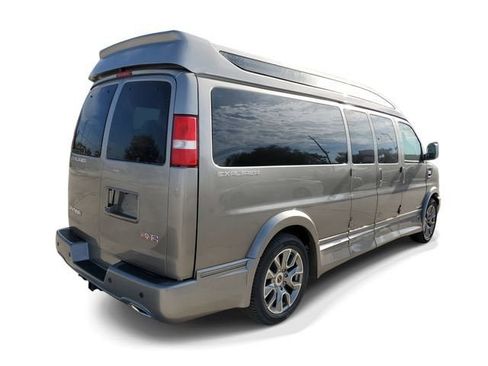 New 2026 GMC Savana 2500 Extended w/ Driver Convenience Package RWD image 5