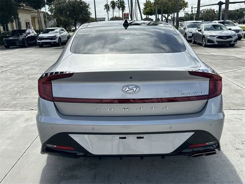 Used 2020 Hyundai Sonata Limited image 11