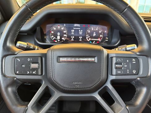 Used 2021 Land Rover Defender 110 X-Dynamic HSE AWD/4WD image 26