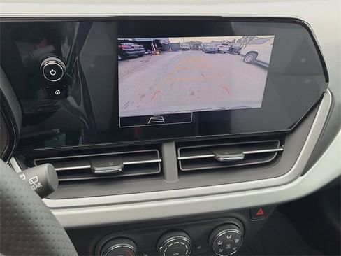 New 2026 Chevrolet Trax RS image 32