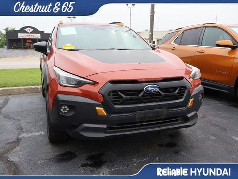 Used 2024 Subaru Crosstrek 2.5i Wilderness w/ Crosstrek Mirror Package AWD/4WD image 3