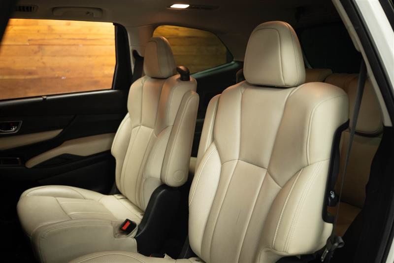 Used 2023 Subaru Ascent Limited AWD/4WD image 13