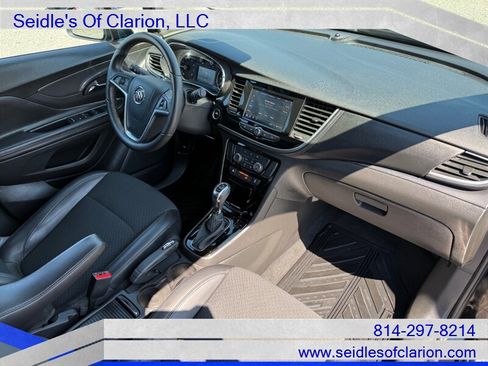 Used 2022 Buick Encore Preferred w/ Safety Package AWD/4WD image 11