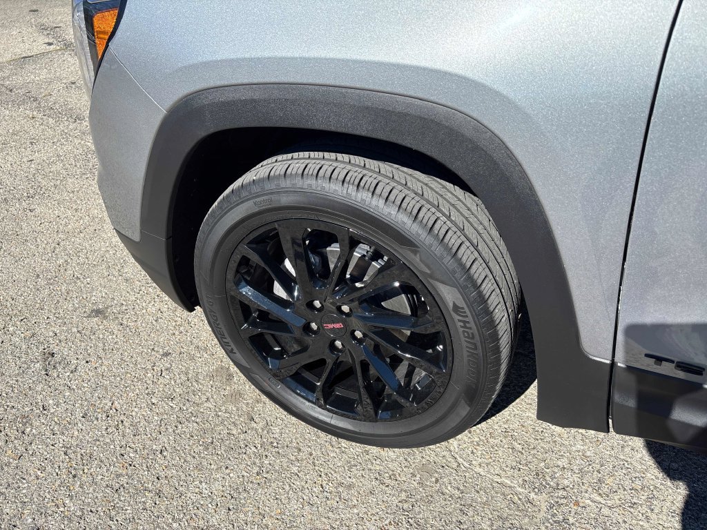 Used 2023 GMC Terrain SLT w/ Elevation Edition AWD/4WD image 31