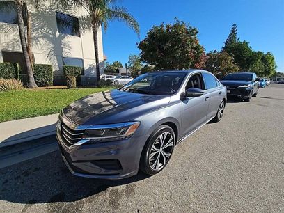 Used 2022 Volkswagen Passat 2.0T SE