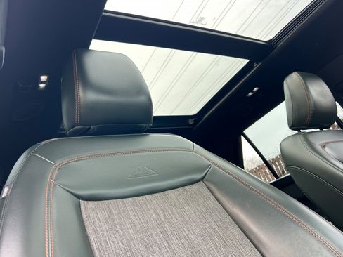 Used 2022 Ford Explorer Timberline image 18