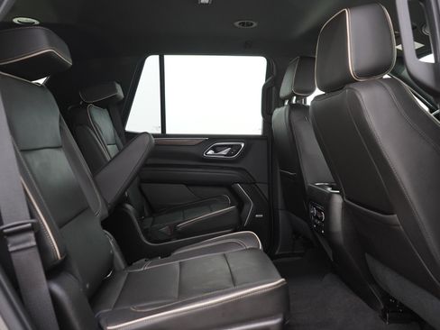 Used 2021 Chevrolet Tahoe Premier AWD/4WD image 12