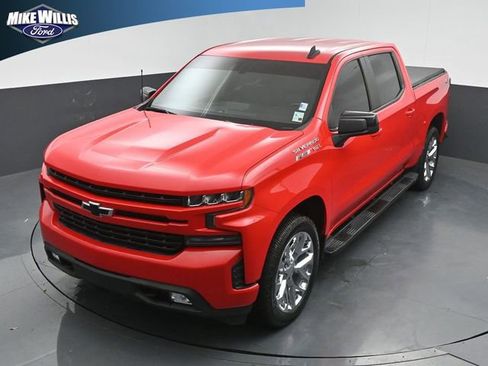 Used 2020 Chevrolet Silverado 1500 RST w/ Texas Edition RWD image 11