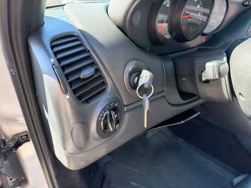 Used 1999 Porsche Boxster RWD image 15