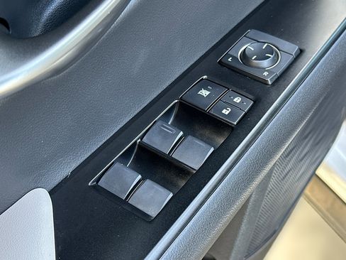 Used 2019 Lexus UX 250h w/ Accessory Package image 13