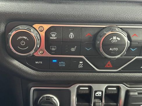Certified 2025 Jeep Wrangler Unlimited Sport S 4xe w/ Convenience Group AWD/4WD image 34