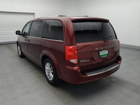 Used 2018 Dodge Grand Caravan SXT FWD image 5
