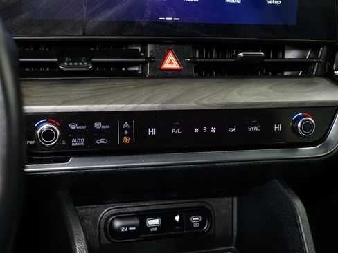 Certified 2023 Kia Sportage X-Line w/ X-Line Premium Package image 19