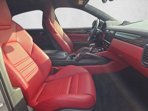 Used 2023 Porsche Cayenne Turbo GT image 18