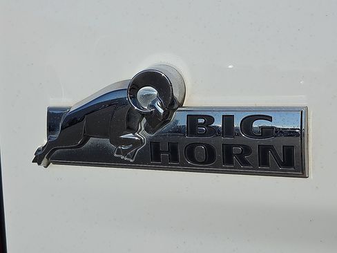 Used 2019 RAM 1500 Big Horn AWD/4WD image 9