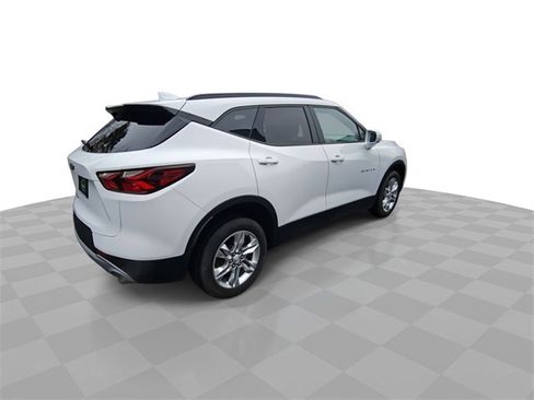 Certified 2019 Chevrolet Blazer LT image 8