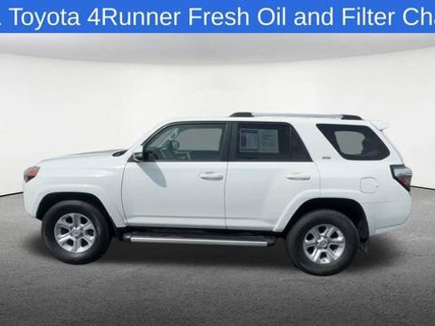 Used 2021 Toyota 4Runner SR5 Premium w/ Moonroof Package AWD/4WD image 6
