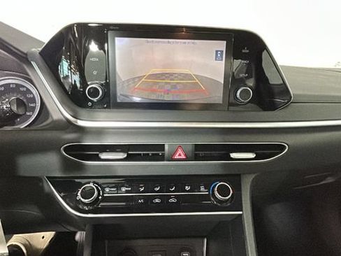 Used 2023 Hyundai Sonata SE FWD image 23
