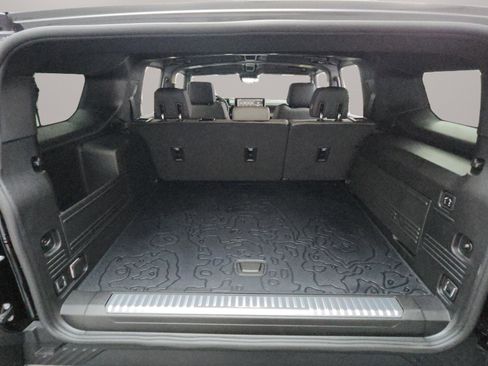 New 2024 GMC Hummer EV 3X w/ LPO, Illumination Package image 32