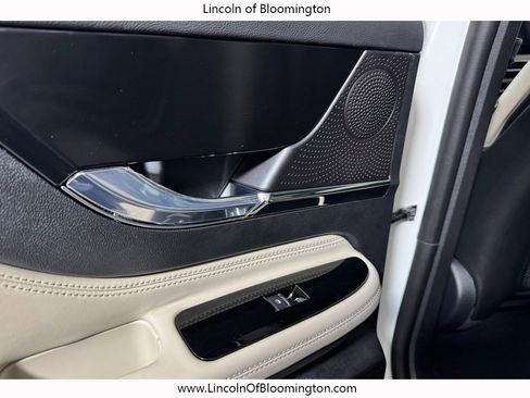 New 2026 Lincoln Corsair Premiere image 54